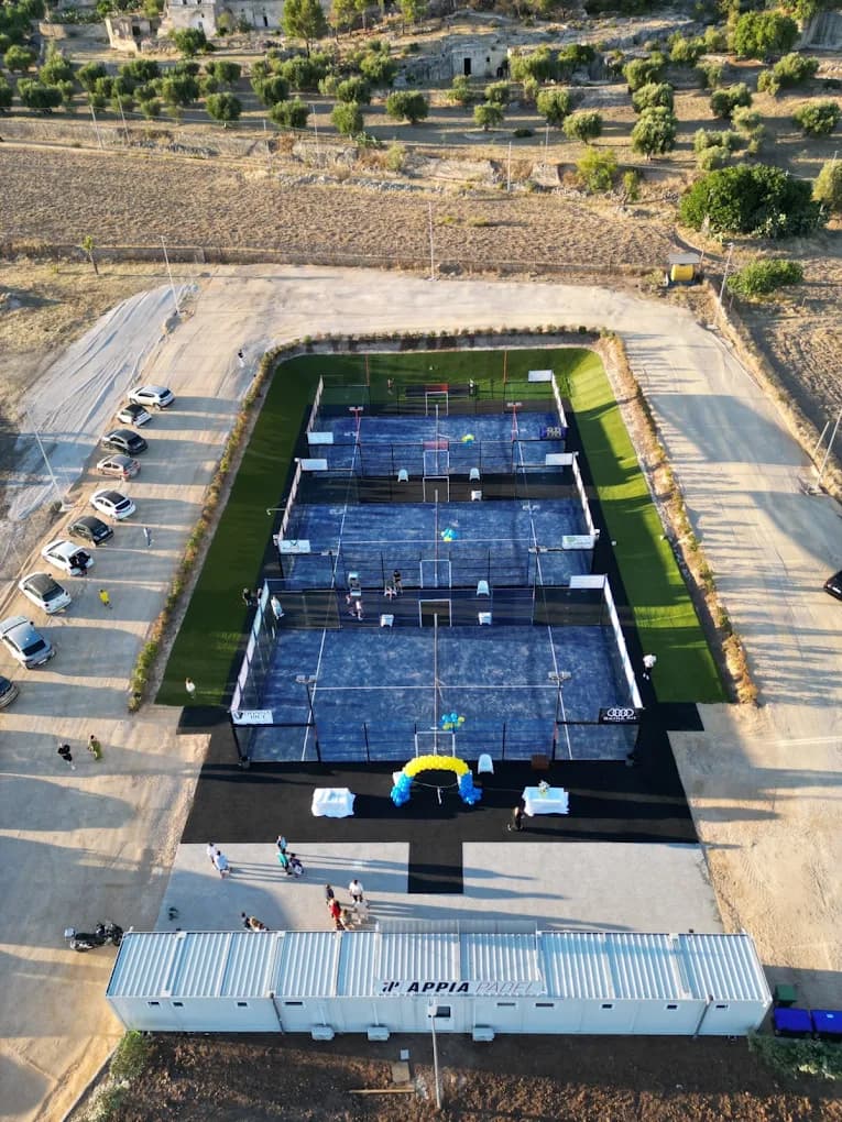 Vista aerea dei campi di Appia Padel